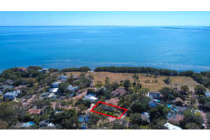 1470 SERPENTINE DRIVE, ST PETERSBURG, FL 33705 - MLS#MFRTB8475705