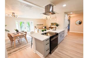 1470 SERPENTINE DRIVE, ST PETERSBURG, FL 33705 - MLS#MFRTB8475705