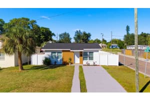 1801 13TH AVENUE, ST PETERSBURG, FL 33712 - MLS#MFRTB8475768