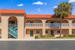 1750 BELLEAIR FOREST DRIVE, BELLEAIR, FL 33756 - MLS#MFRTB8475769