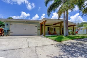 215 GARDEN CIRCLE, BELLEAIR, FL 33756 - MLS#MFRTB8475794