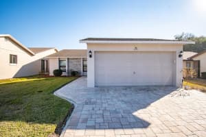 4018 Cypress Lndg S, WINTER HAVEN