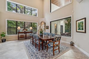 2906 HAWTHORNE ROAD, TAMPA, FL 33611 - MLS#MFRTB8475871