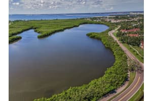 320 BAYSHORE BOULEVARD, CLEARWATER, FL 33759 - MLS#MFRTB8475902