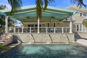 213 84TH STREET, HOLMES BEACH, FL 34217 - MLS#MFRTB8475905