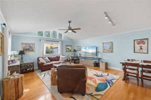 3704 PLATT STREET, TAMPA, FL 33609 - MLS#MFRTB8475975