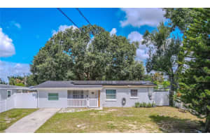 4210 SANDALWOOD CIRCLE, TAMPA, FL 33617 - MLS#MFRTB8476015