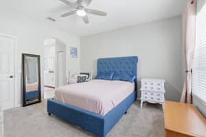 4617 WHISPERING PARK LANE, TAMPA, FL 33614 - MLS#MFRTB8476021