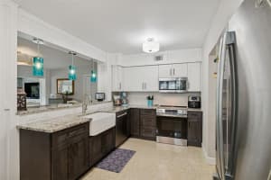 2427 BAYWOOD DRIVE, DUNEDIN, FL 34698 - MLS#MFRTB8476160