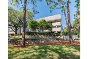 36750 US HIGHWAY 19 #27-104, PALM HARBOR, FL 34683 Sold 04/08/26