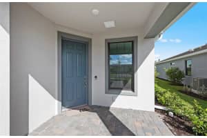 18917 INDIAN ROCK PLACE, LAKEWOOD RANCH, FL 34211 - MLS#MFRTB8476291