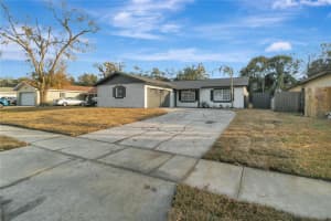 2229 Elizabeth Dr, BRANDON