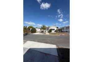 4061 58TH AVENUE, ST PETERSBURG, FL 33714 - MLS#MFRTB8476404