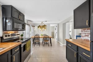 7286 ABERDEEN COURT, WEEKI WACHEE, FL 34607 - MLS#MFRTB8476433