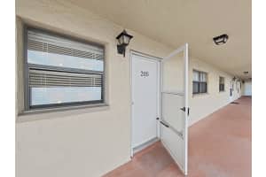 MLS# MFRTB8476436, Indian Shores, Florida 33785