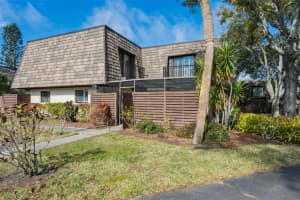 15338 POND WOODS DRIVE, TAMPA, FL 33618 - MLS#MFRTB8476548