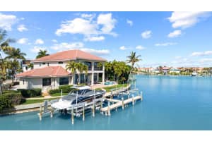 4914 59TH AVENUE, ST PETERSBURG, FL 33715 - MLS#MFRTB8476570