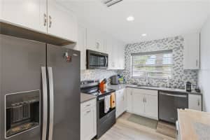 440 OXFORD ROAD, PALM HARBOR, FL 34683 Sold 03/02/26