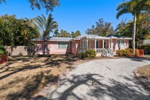 240 PRESIDENT STREET, DUNEDIN, FL 34698 - MLS#MFRTB8476638