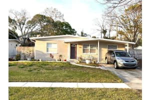 225 83rd Ave Ne, ST PETERSBURG