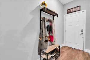 5233 SYLVESTER LOOP, TAMPA, FL 33610 - MLS#MFRTB8476713