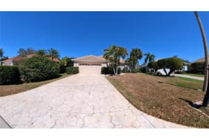 11837 GRAND ISLES LANE, FORT MYERS, FL 33913 - MLS#MFRTB8476715