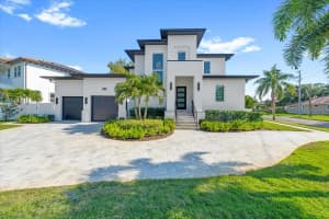 419 BAYVIEW DRIVE, ST PETERSBURG, FL 33704 - MLS#MFRTB8476736