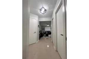 8766 MALLARD RESERVE DRIVE, TAMPA, FL 33614 - MLS#MFRTB8476737