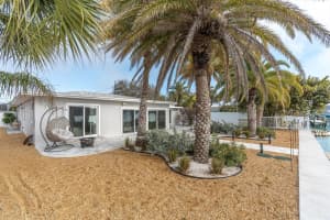 9020 GULF BOULEVARD, ST PETE BEACH, FL 33706 - MLS#MFRTB8476742