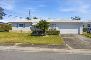 10197 44th St N, PINELLAS PARK