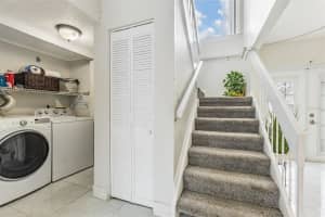 10520 WINROCK PLACE, TAMPA, FL 33624 - MLS#MFRTB8476781