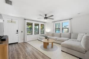 3835 4TH AVENUE, ST PETERSBURG, FL 33713 - MLS#MFRTB8476819