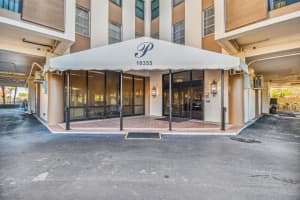 10355 PARADISE BOULEVARD, TREASURE ISLAND, FL 33706 - MLS#MFRTB8476964