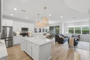 343 SANDBAR AVENUE, ST PETERSBURG, FL 33716 - MLS#MFRTB8476974