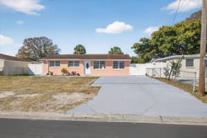 6004 AXELROD ROAD, TAMPA, FL 33634 - MLS#MFRTB8477069