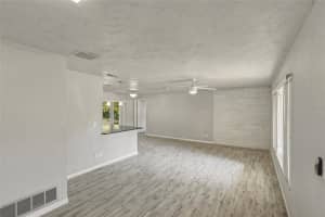 1125 DANNY DR, SARASOTA, FL 34243 - MLS#MFRTB8477080