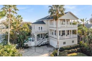 116 Carlyle Cir, PALM HARBOR