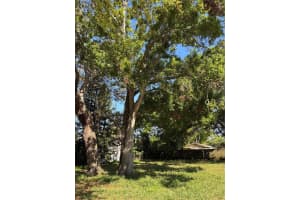 2671 61ST AVENUE, ST PETERSBURG, FL 33714 - MLS#MFRTB8477320
