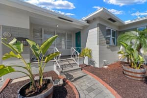 2990 37TH STREET, ST PETERSBURG, FL 33713 - MLS#MFRTB8477344