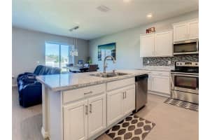 11505 SOUTHERN CREEK DRIVE, GIBSONTON, FL 33534 - MLS#MFRTB8477383