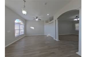 MLS# MFRTB8477391, Brandon, Florida 33511