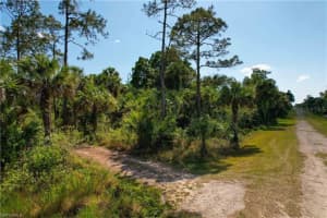 4180 36TH AVENUE, NAPLES, FL 34117 - MLS#MFRTB8477454