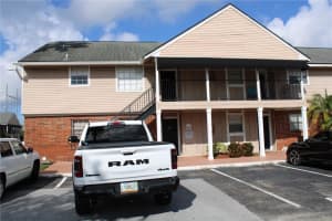 200 Country Club Dr #802, LARGO
