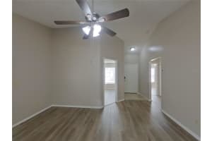 MLS# MFRTB8477495, Valrico, Florida 33594