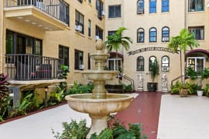 130 4TH AVENUE, ST PETERSBURG, FL 33701 - MLS#MFRTB8477497