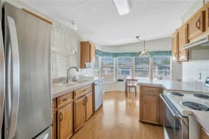 1569 HEATHER HILL DRIVE, LAKELAND, FL 33810 - MLS#MFRTB8477541