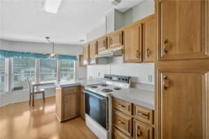 1569 HEATHER HILL DRIVE, LAKELAND, FL 33810 - MLS#MFRTB8477541