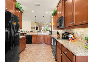 15640 AURORA LAKE CIRCLE, WIMAUMA, FL 33598 - MLS#MFRTB8477610