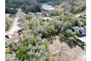 9950 LAKE DRIVE, NEW PORT RICHEY, FL 34654 - MLS#MFRTB8477615