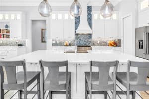 732 MANNS HARBOR DRIVE, APOLLO BEACH, FL 33572 - MLS#MFRTB8477616